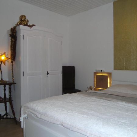 Ferienwohnung Rosentraum Oberotterbach Εξωτερικό φωτογραφία